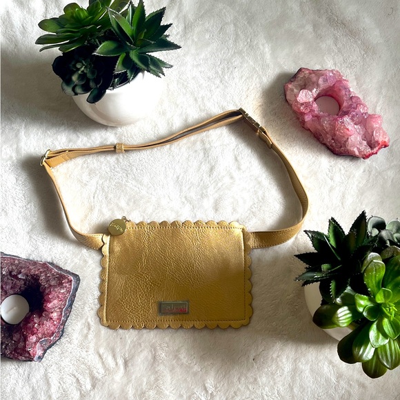 Gold Packed Party belt bag! - Picture 5 of 7